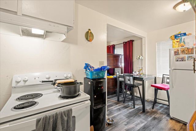 545 Hampshire Avenue, Redwood City, CA 94063