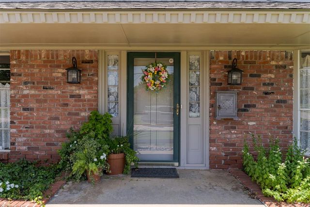 6605 N Shawnee Avenue, Oklahoma City, OK 73116