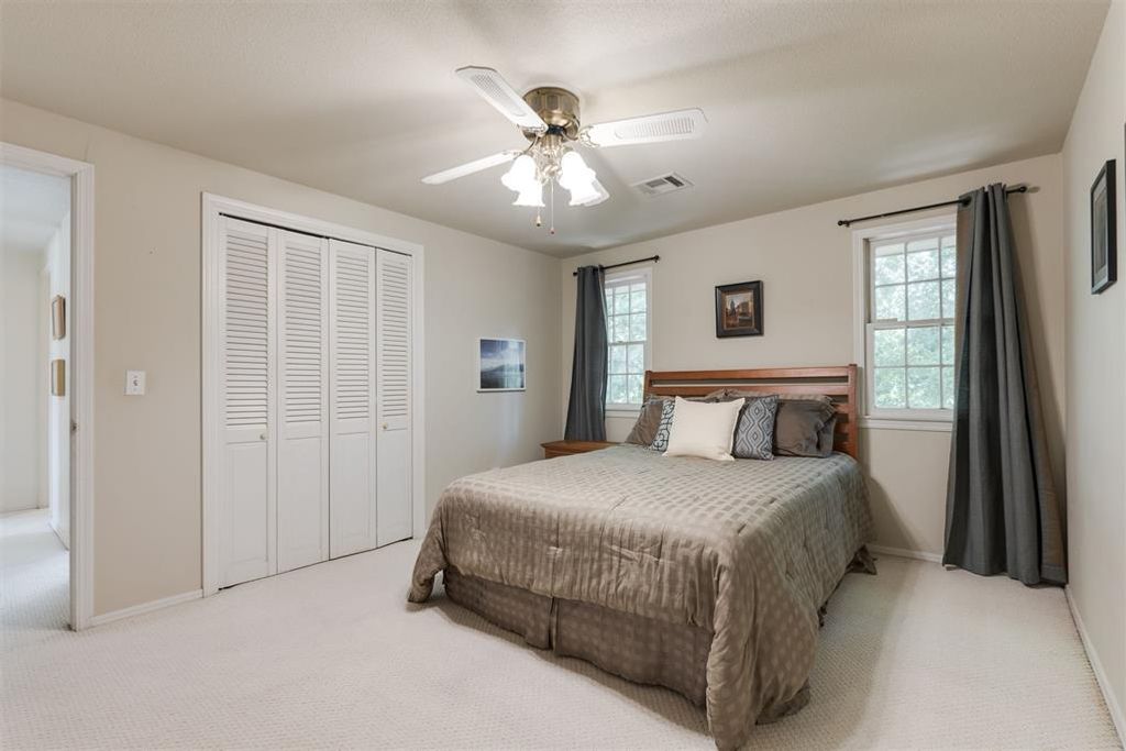 Image 12 of property listing at 6605 N Shawnee Avenue, Oklahoma City, OK 73116