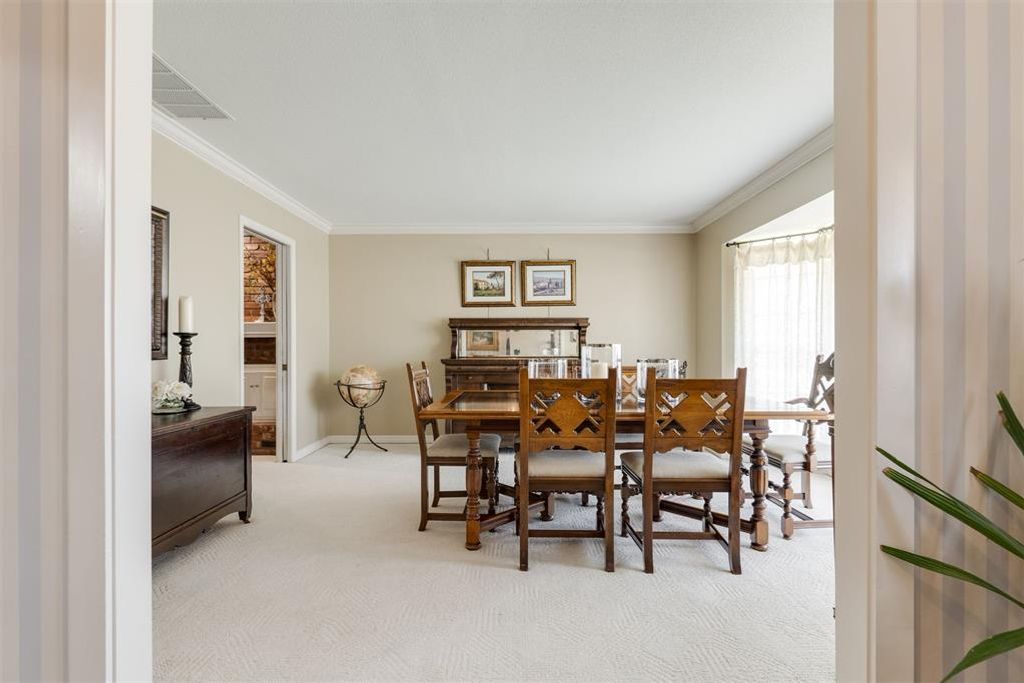 Image 4 of property listing at 6605 N Shawnee Avenue, Oklahoma City, OK 73116
