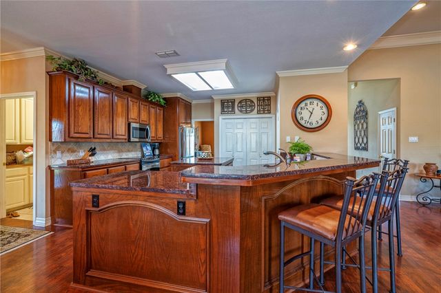 5539 River Trail Dr, Robstown, TX 78380