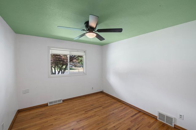 415 W SHASTA Way, Spokane, WA 99208