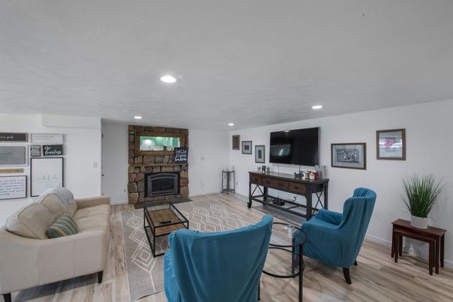 415 W SHASTA Way, Spokane, WA 99208