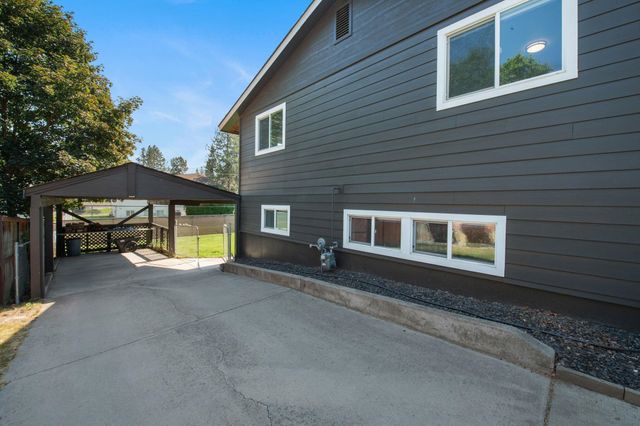 415 W SHASTA Way, Spokane, WA 99208