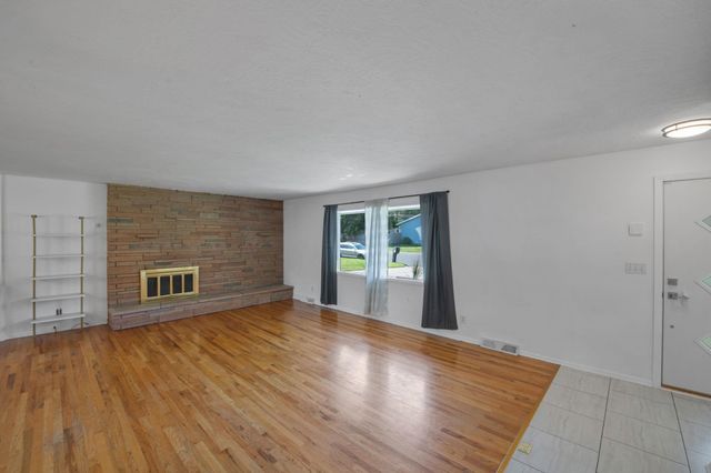 415 W SHASTA Way, Spokane, WA 99208