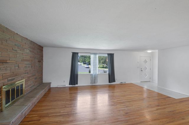 415 W SHASTA Way, Spokane, WA 99208