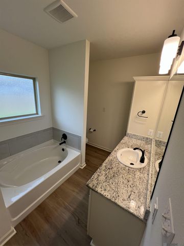 28335 Merrimac Dr, Denham Springs, LA 70726
