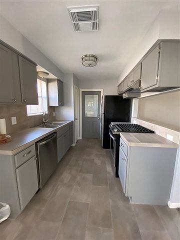 4714 Geraldine Street, Pasadena, TX 77586