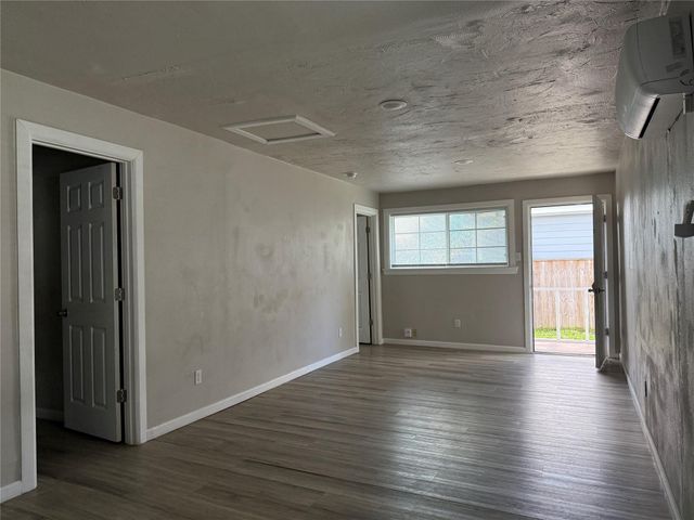 8510 Safeguard Street 3, Houston, TX 77051