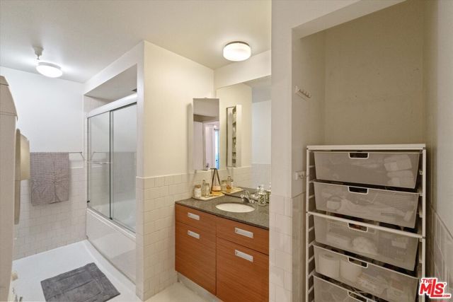 746 S Los Angeles Street 403, Los Angeles, CA 90014