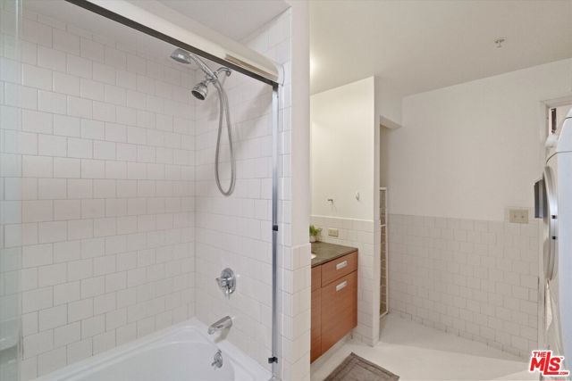 746 S Los Angeles Street 403, Los Angeles, CA 90014