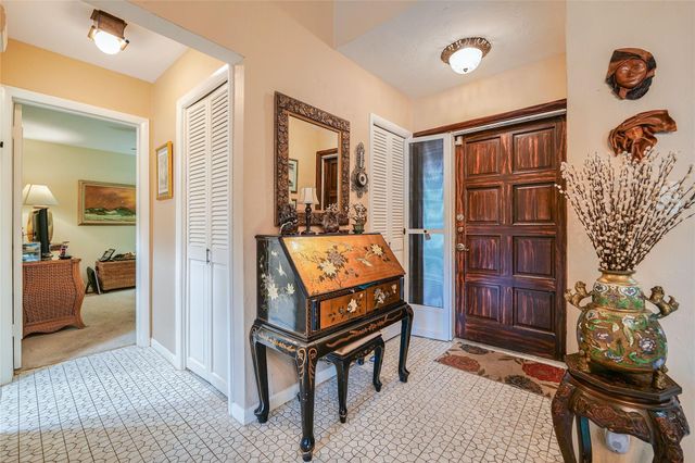 5609 Hammock Ln 210, Lauderhill, FL 33319