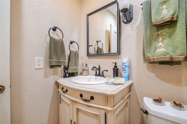 5609 Hammock Ln 210, Lauderhill, FL 33319