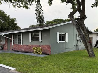 2915 SW 17th Street A-b, Fort Lauderdale, FL 33312