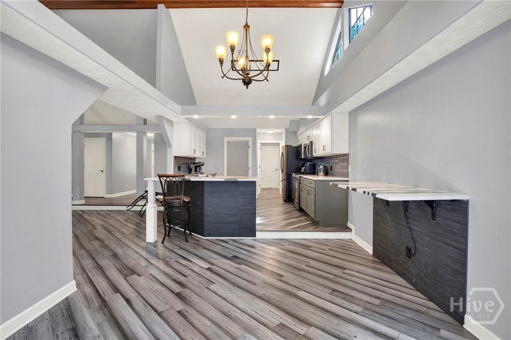 Image 12 of property listing at 16 Old Martin Lane, Richmond Hill, GA 31324