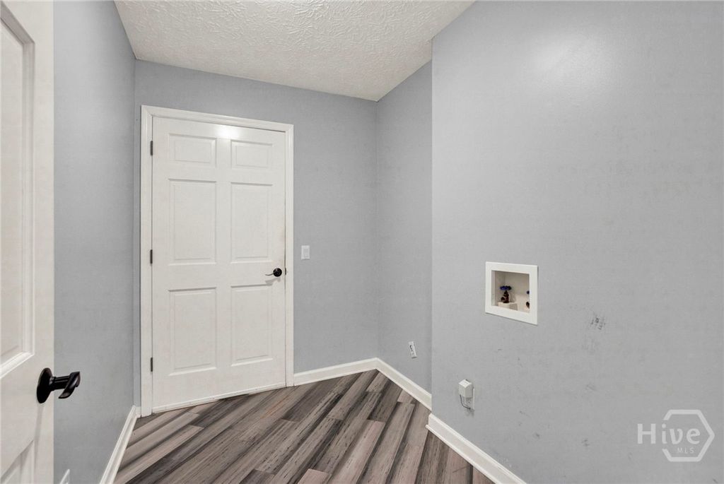 Image 18 of property listing at 16 Old Martin Lane, Richmond Hill, GA 31324