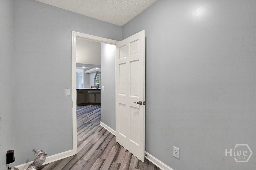 Image 19 of property listing at 16 Old Martin Lane, Richmond Hill, GA 31324