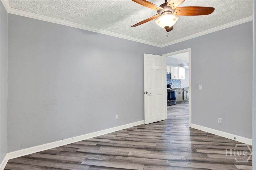 Image 23 of property listing at 16 Old Martin Lane, Richmond Hill, GA 31324