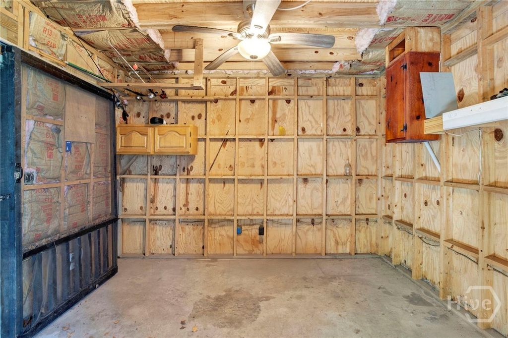 Image 36 of property listing at 16 Old Martin Lane, Richmond Hill, GA 31324