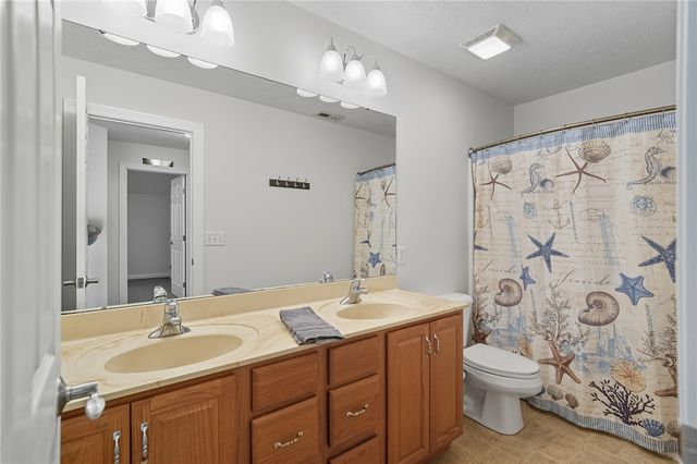 582 Storm Court, Tipp City, OH 45371