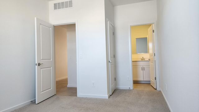 7615 E COZY COTTAGE Lane, San Tan Valley, AZ 85143