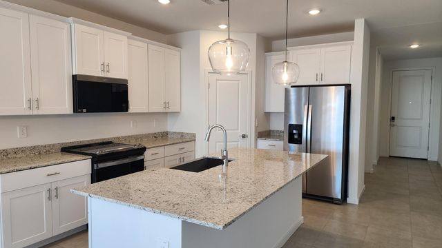 7615 E COZY COTTAGE Lane, San Tan Valley, AZ 85143