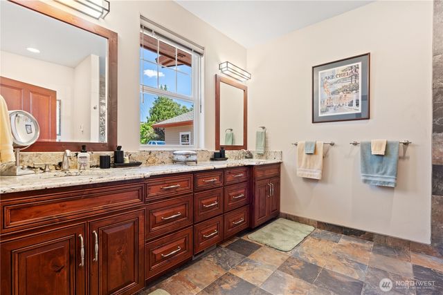 127 Bella Lane, Manson, WA 98831