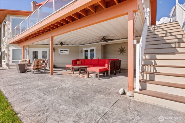 127 Bella Lane, Manson, WA 98831