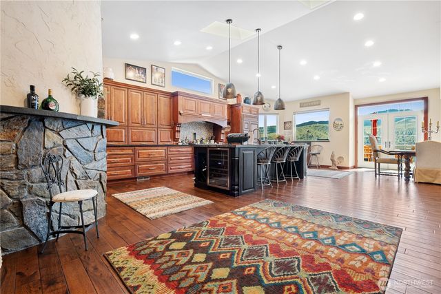 127 Bella Lane, Manson, WA 98831