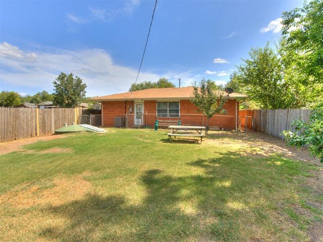 3217 SW 24th Street, Oklahoma City, OK 73108
