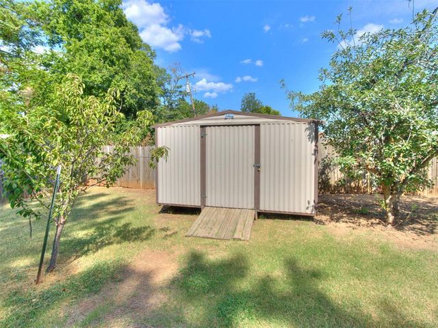 3217 SW 24th Street, Oklahoma City, OK 73108