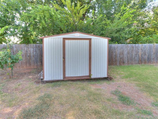 3217 SW 24th Street, Oklahoma City, OK 73108