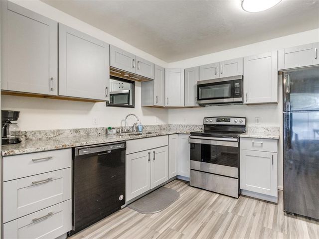 3217 SW 24th Street, Oklahoma City, OK 73108