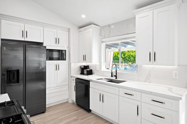 2380 N Leonard Road, Palm Springs, CA 92262