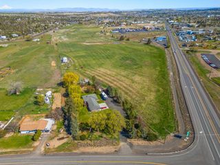 510 SW Colfax Lane, Madras, OR 97741