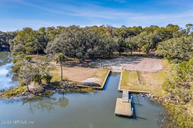 97236 PIRATES Way, Yulee, FL 32097