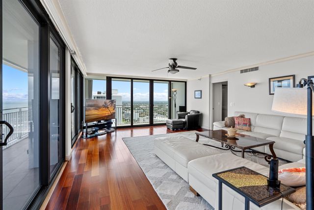 2600 S Ocean Boulevard PH-F, Boca Raton, FL 33432