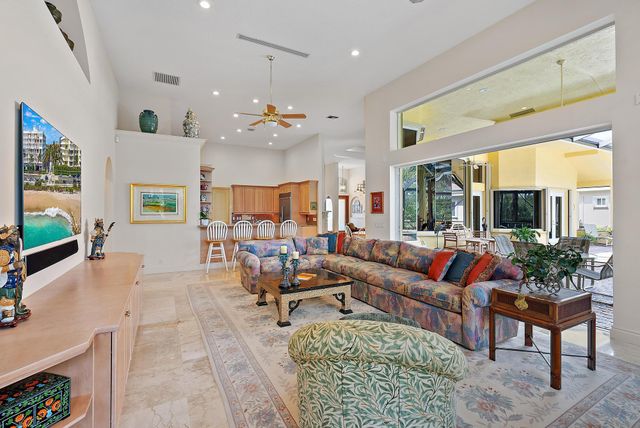 6088 Wildcat Run, West Palm Beach, FL 33412