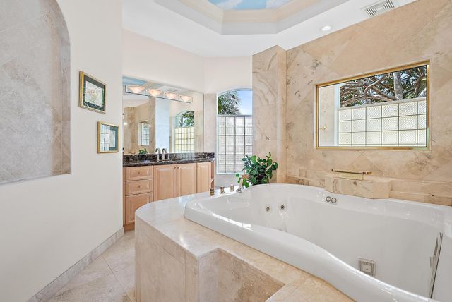 6088 Wildcat Run, West Palm Beach, FL 33412