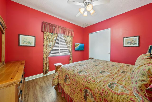 6088 Wildcat Run, West Palm Beach, FL 33412