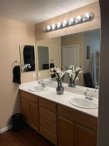 1744 Bella Largo Drive, Stockton, CA 95206