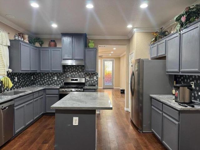 1744 Bella Largo Drive, Stockton, CA 95206