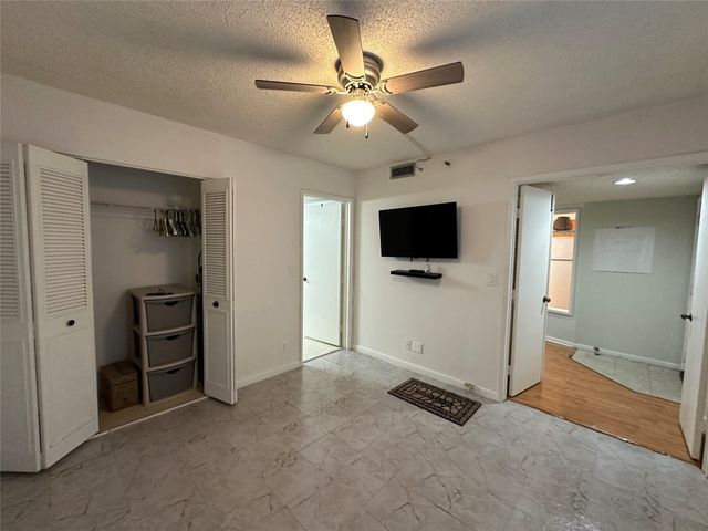2206 S Cypress Bend Drive 305, Pompano Beach, FL 33069