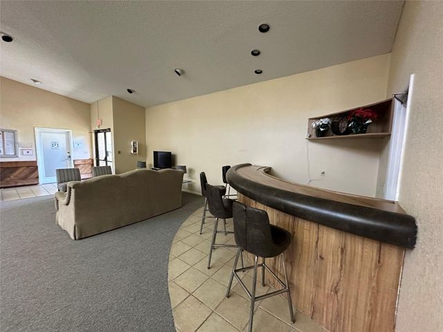 2206 S Cypress Bend Drive 305, Pompano Beach, FL 33069