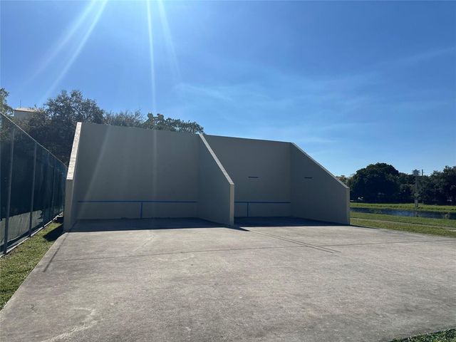 2206 S Cypress Bend Drive 305, Pompano Beach, FL 33069