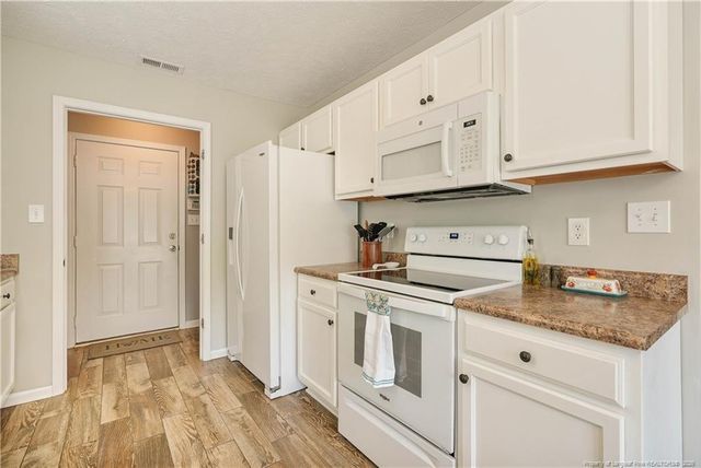 2048 Ivey Commons Road, Fayetteville, NC 28306
