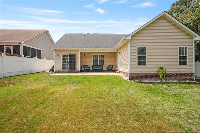 2048 Ivey Commons Road, Fayetteville, NC 28306