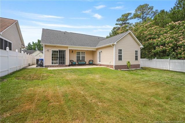 2048 Ivey Commons Road, Fayetteville, NC 28306