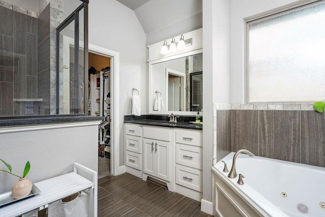 7301 Whirlwind Way, Edmond, OK 73034