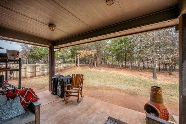 7301 Whirlwind Way, Edmond, OK 73034